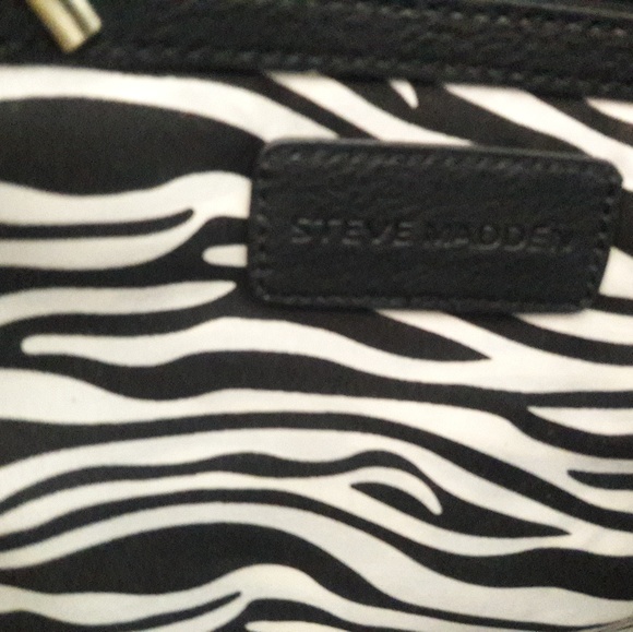 Steve Madden tote - Picture 2 of 8